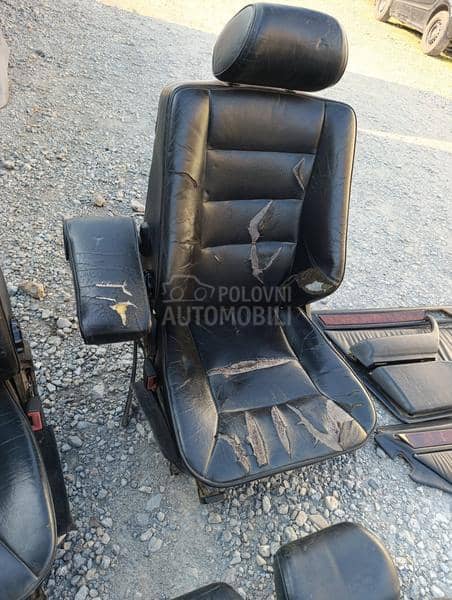 Kozna sedista, tapaciri 124