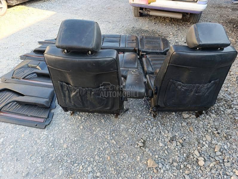 Kozna sedista, tapaciri 124