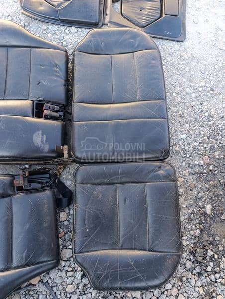 Kozna sedista, tapaciri 124