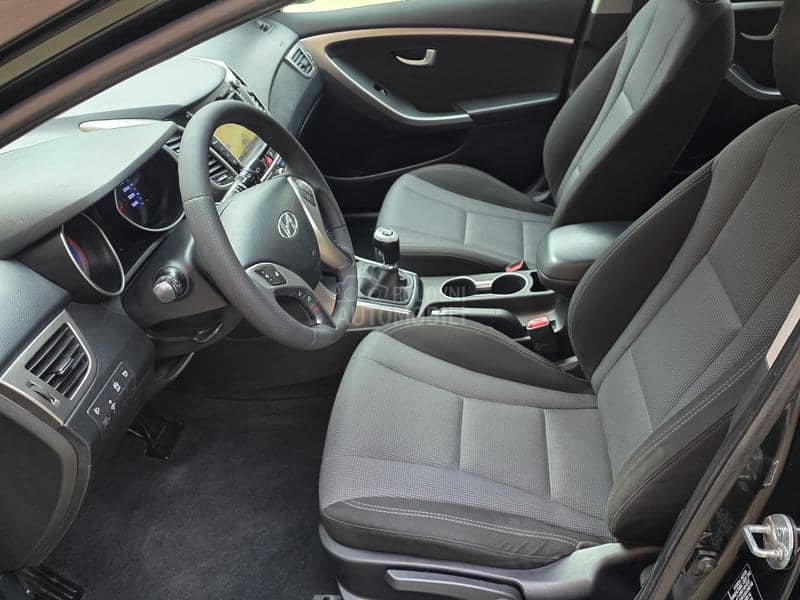 Hyundai i30 1.6 crdi