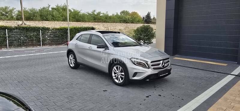 Mercedes Benz GLA 220 AMG/4M/PAN/o p i s