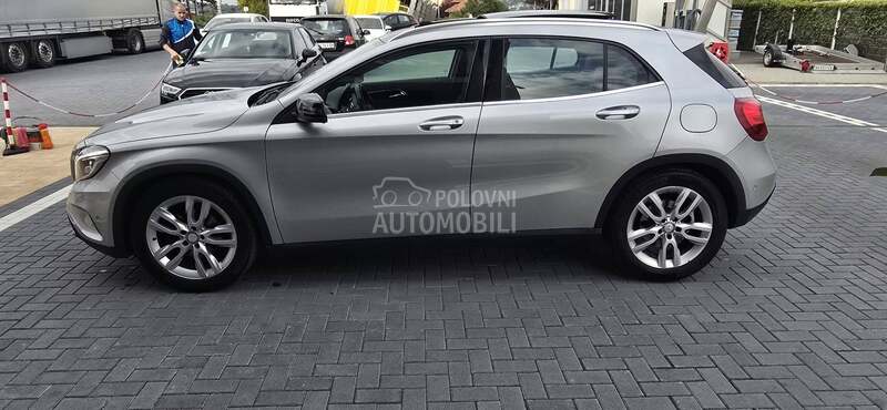 Mercedes Benz GLA 220 AMG/4M/PAN/o p i s