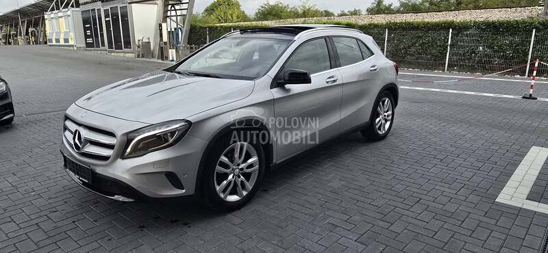 Mercedes Benz GLA 220 AMG/4M/PAN/o p i s