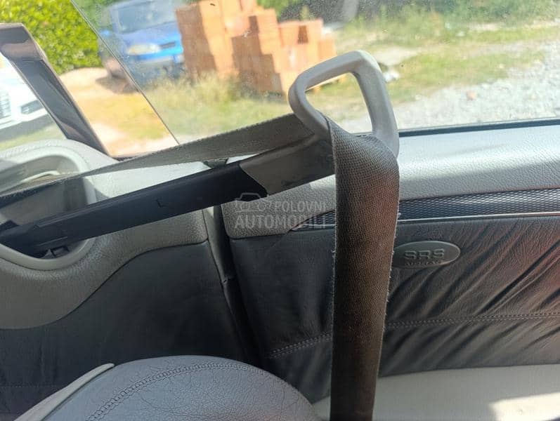 Delovi za Mercedes Benz CLK Klasa W209 2004. god.