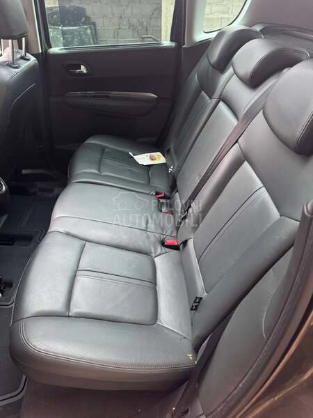 Peugeot 3008 2009. god. -  kompletan auto u delovima