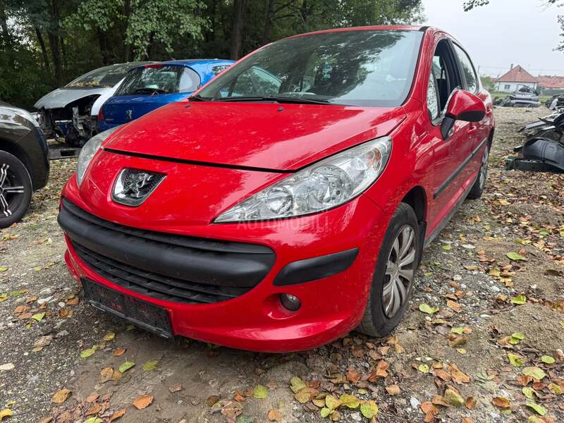 Peugeot 207 -  kompletan auto u delovima