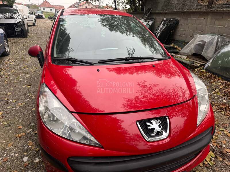 Peugeot 207 -  kompletan auto u delovima
