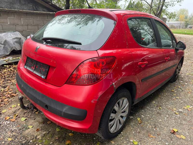 Peugeot 207 -  kompletan auto u delovima