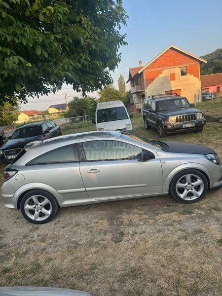 Opel Astra H 
