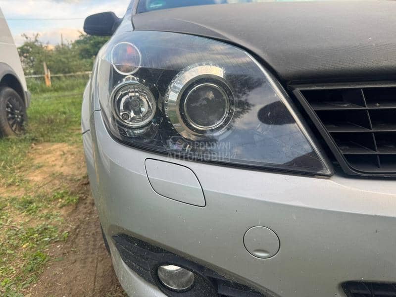 Opel Astra H 