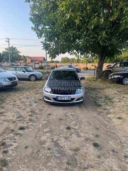Opel Astra H 