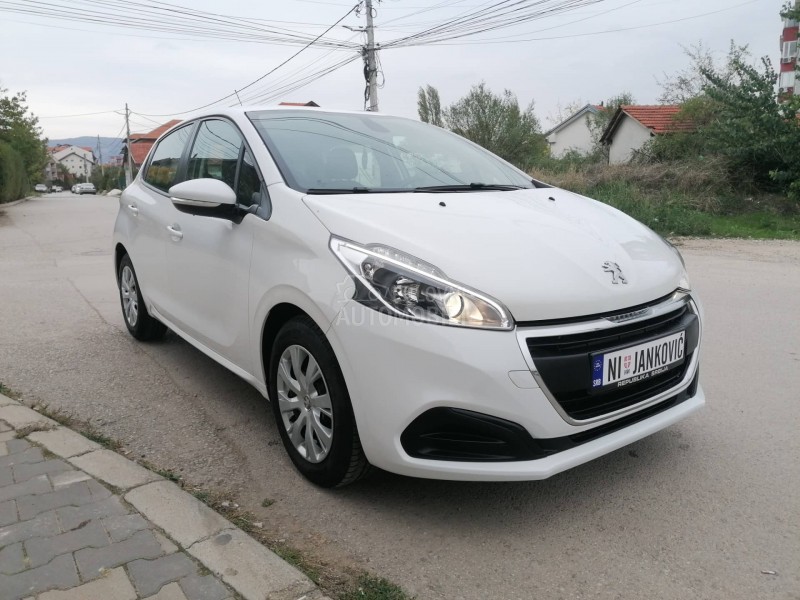 Peugeot 208 1.2i ACTIVE CH