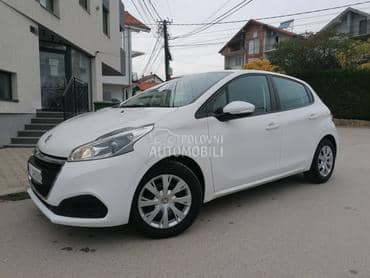 Peugeot 208 1.2i ACTIVE CH