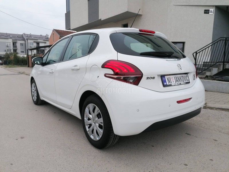 Peugeot 208 1.2i ACTIVE CH