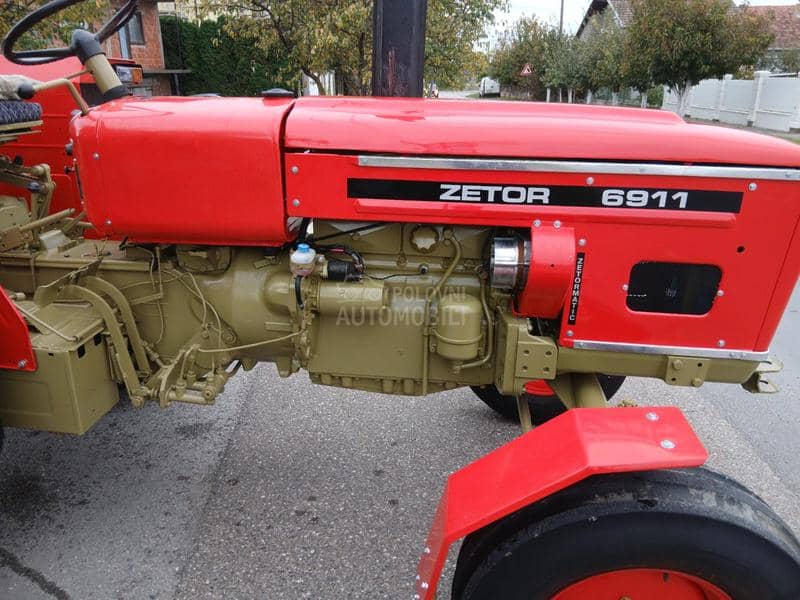Zetor 6911
