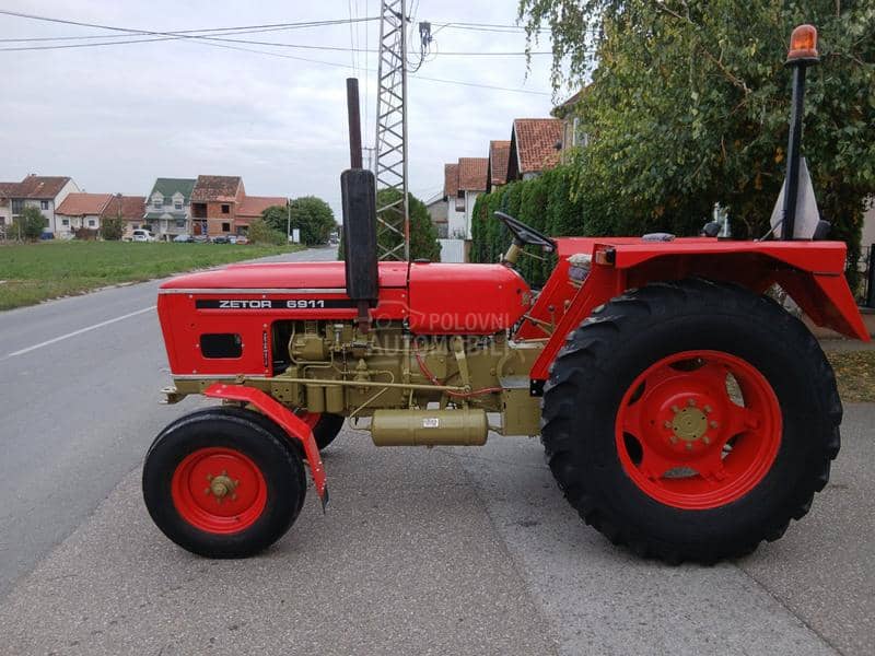 Zetor 6911