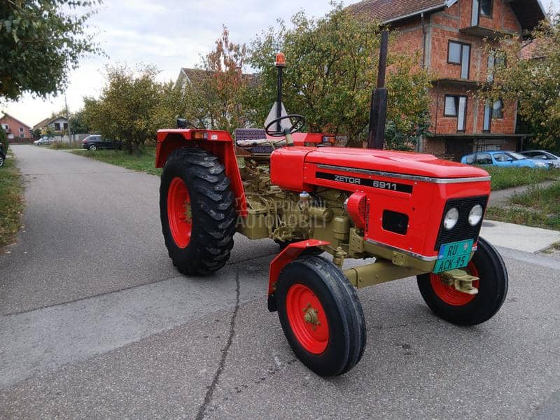 Zetor 6911