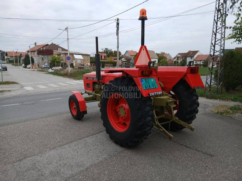 Zetor 6911