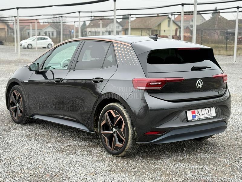 Volkswagen ID.3 Pro 1st.