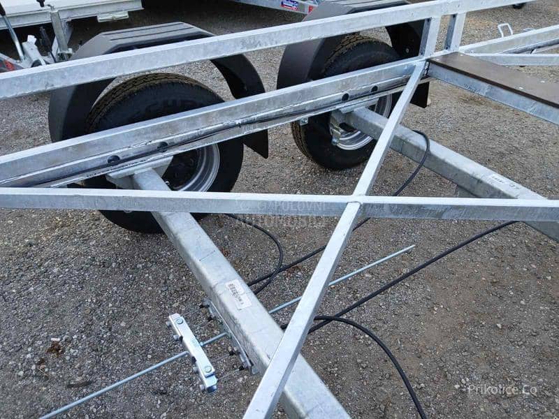 Niewiadow za transport dugih cevi