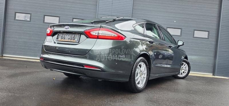 Ford Mondeo 2.0 Tdci TITANIUM Ford Mondeo 2.0 Tdci TITANIUM