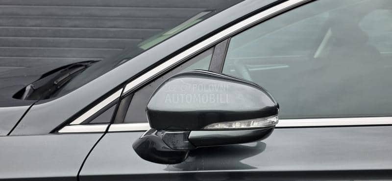 Ford Mondeo 2.0 Tdci TITANIUM Ford Mondeo 2.0 Tdci TITANIUM