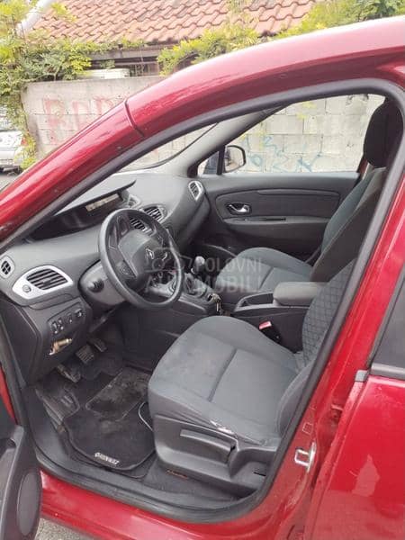 Renault Scenic 1.6