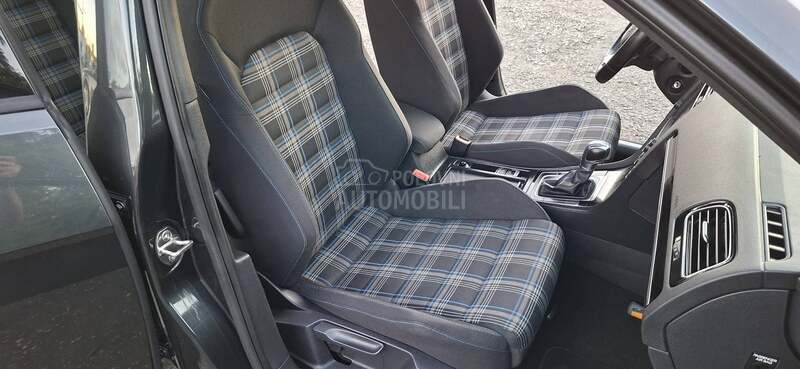 Volkswagen Golf 7 1.4 GTE DSG HYBRID