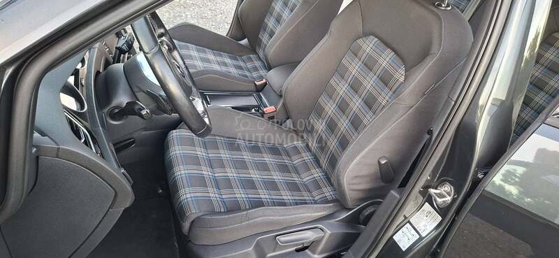 Volkswagen Golf 7 1.4 GTE DSG HYBRID