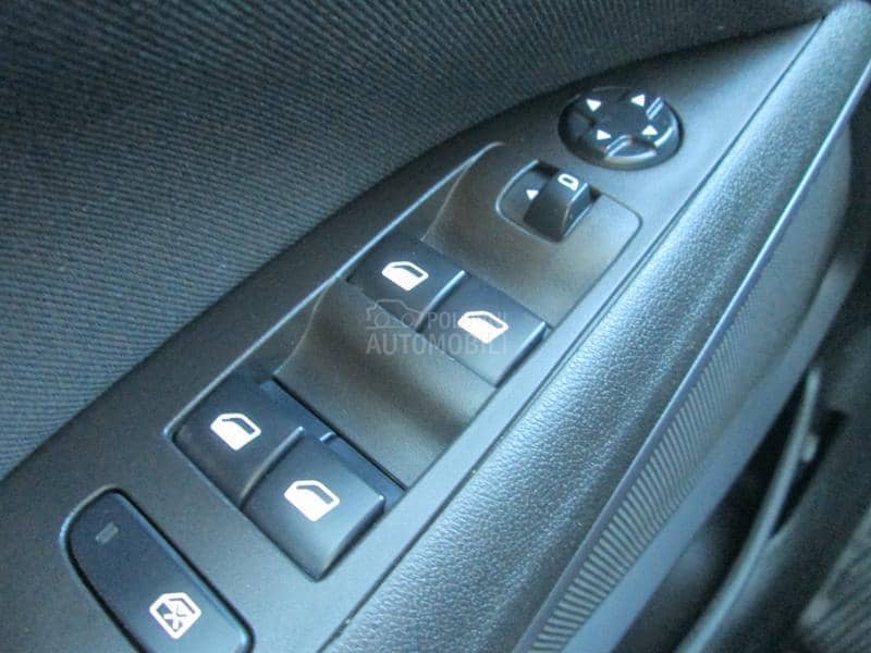 Opel Crossland X  1.2 Advance