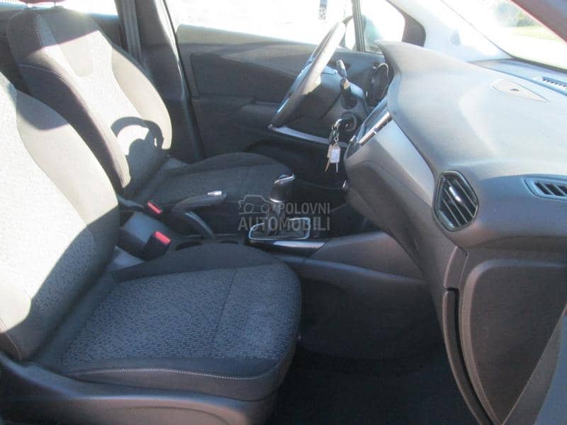 Opel Crossland X  1.2 Advance