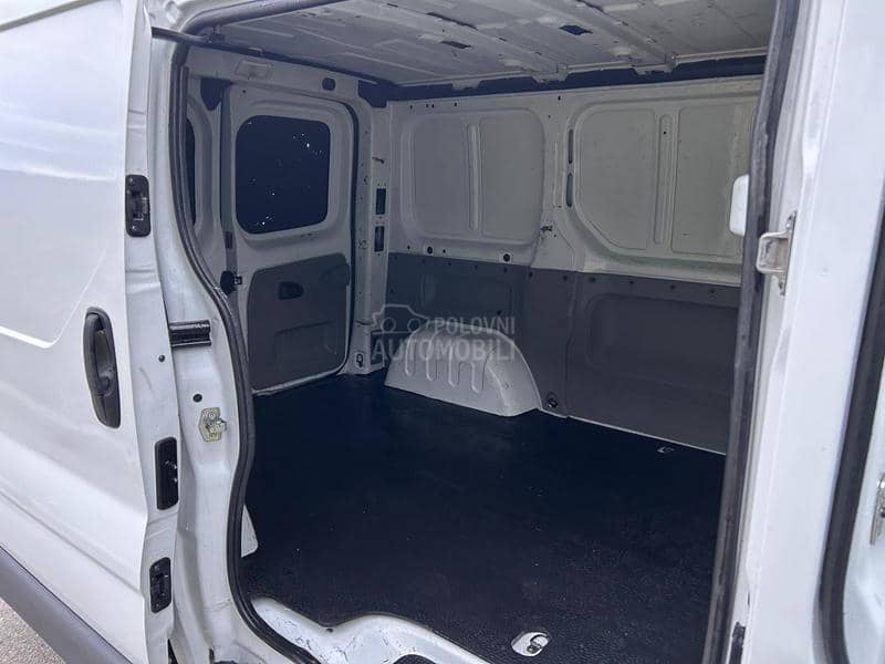 Renault Trafic iz CH klima