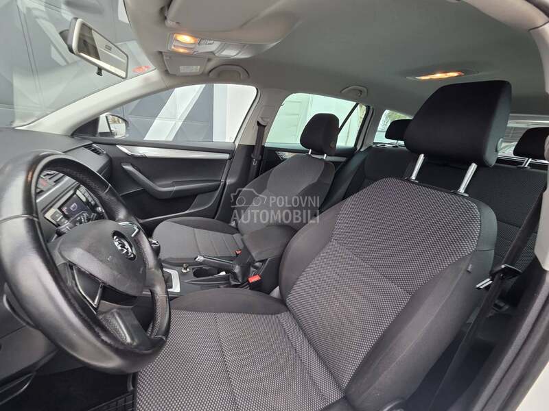 Škoda Octavia 1.6d/ 8 točkova