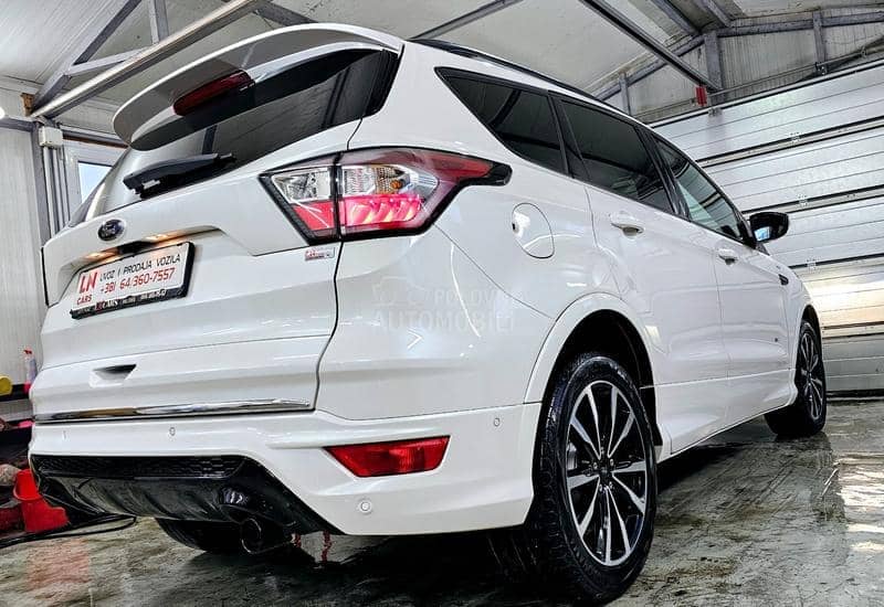 Ford Kuga 2.0D/ST-LINE/4X4/T0P