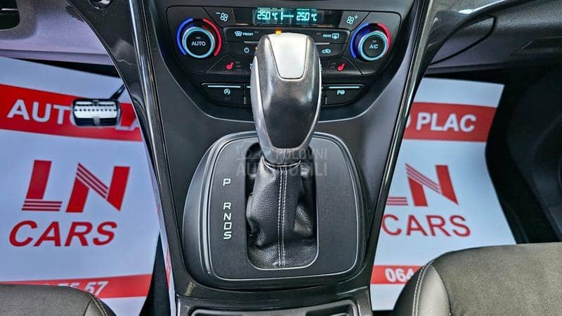 Ford Kuga 2.0D/ST-LINE/4X4/T0P