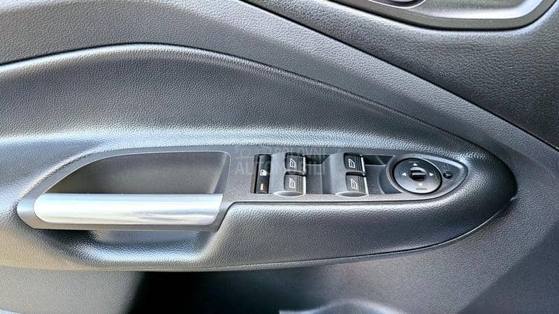 Ford Kuga 2.0D/ST-LINE/4X4/T0P
