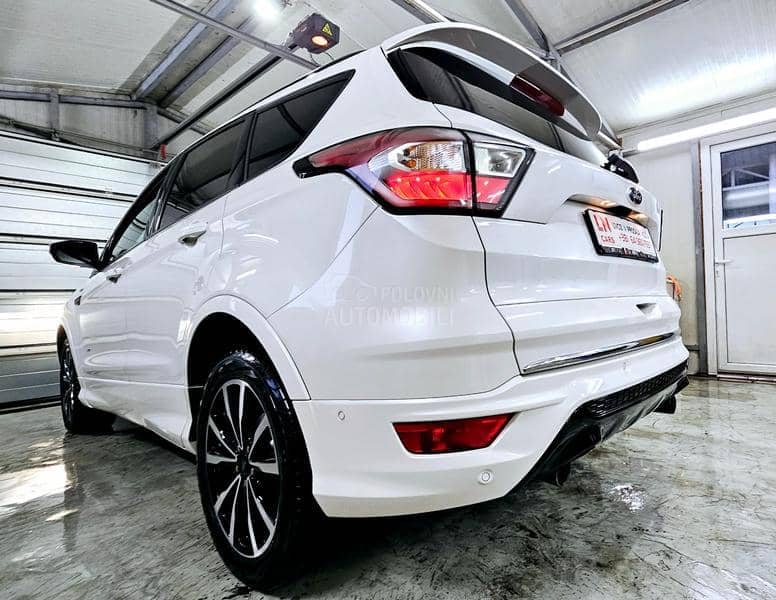 Ford Kuga 2.0D/ST-LINE/4X4/T0P