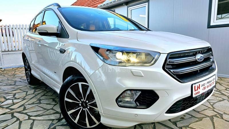 Ford Kuga 2.0D/ST-LINE/4X4/T0P