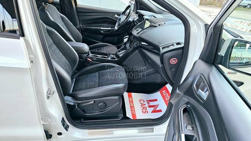 Ford Kuga 2.0D/ST-LINE/4X4/T0P