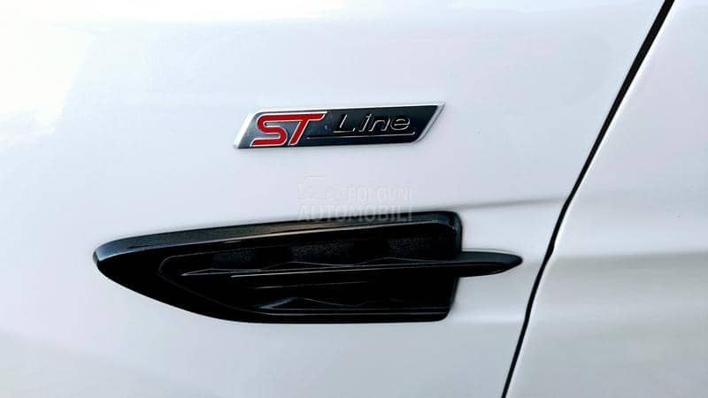 Ford Kuga 2.0D/ST-LINE/4X4/T0P
