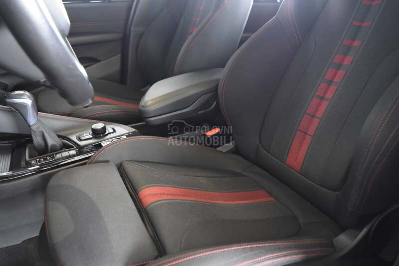 BMW X1 18d xDrive SportLine