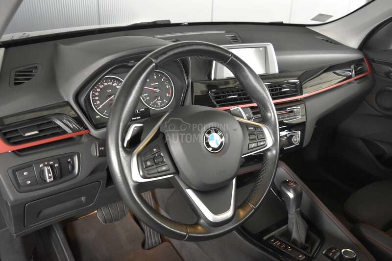 BMW X1 18d xDrive SportLine