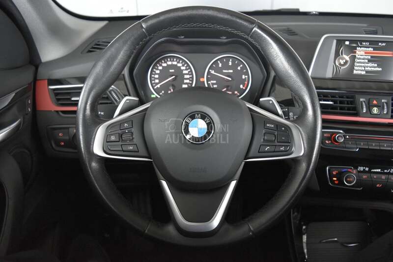 BMW X1 18d xDrive SportLine