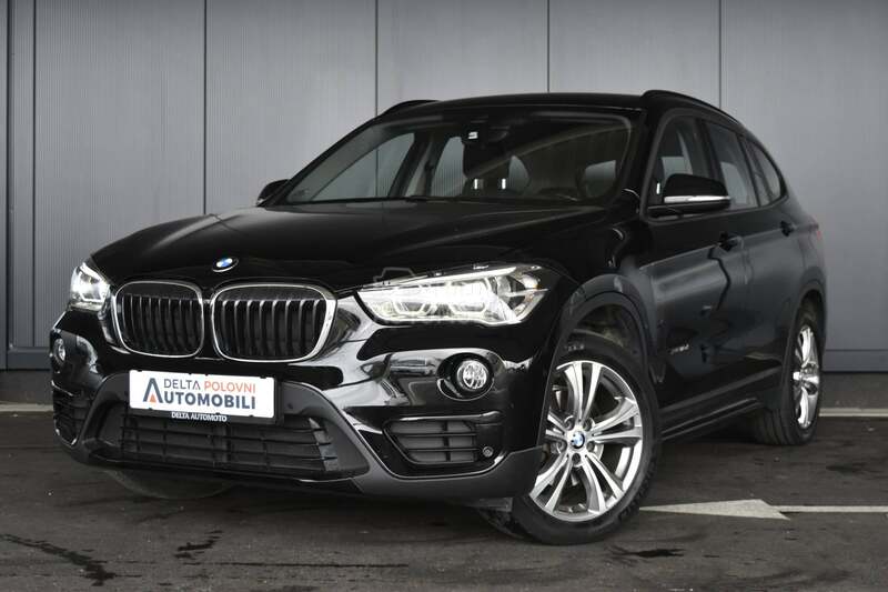 BMW X1 18d xDrive SportLine