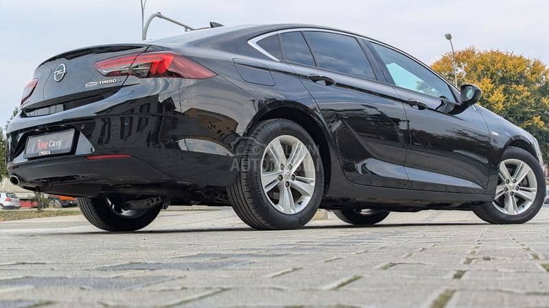 Opel Insignia 2.0CDTi /F-U-L/11