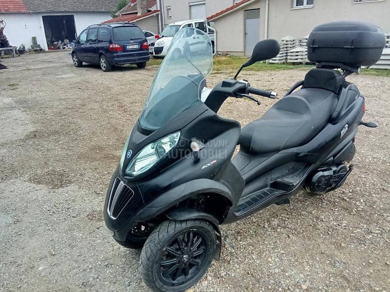 Piaggio mp 3 b kategorija