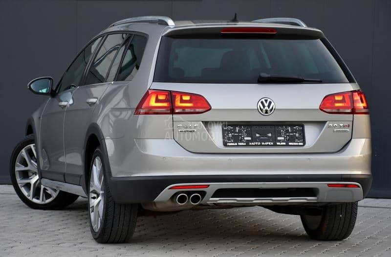 Volkswagen Golf 7 Alltrack 2,0TDI/4X4/OPREMA