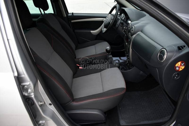 Dacia Duster 1.6 / 4x4 / CH