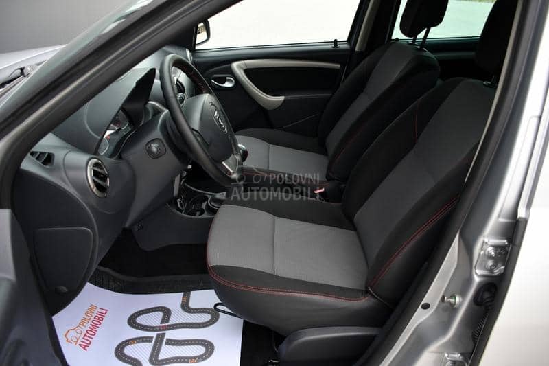 Dacia Duster 1.6 / 4x4 / CH