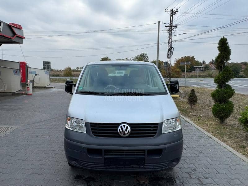 Volkswagen Transporter T5 2.5 TDI